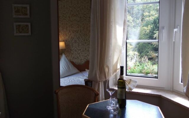 Pension & Restaurant Am Krähenberg