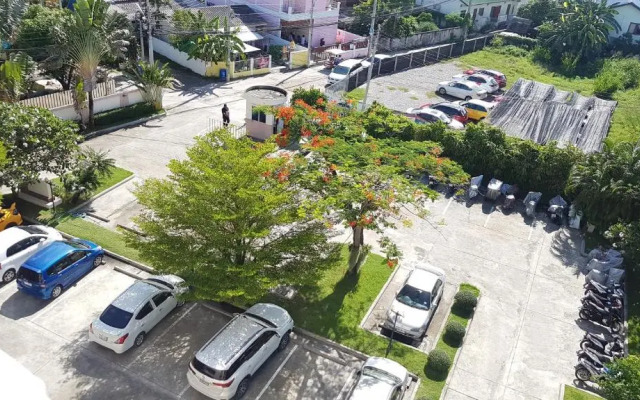 Flame Tree Residence 2-Bedroom Apartment