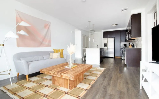 Stunning Mission Valley Suites by Sonder
