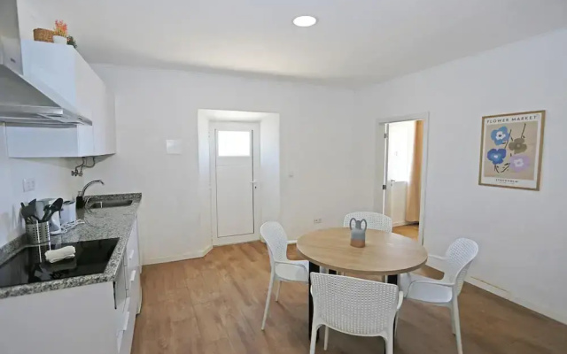 X 01 - 2 Bed Apartment in Quinta da Ponte