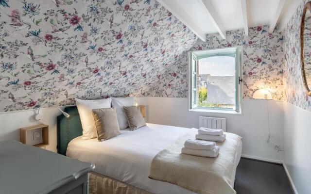 Le Phare Bleu - near center & beach - 2 to 4 P