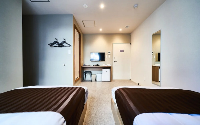 &And Hostel Shinsaibashi East
