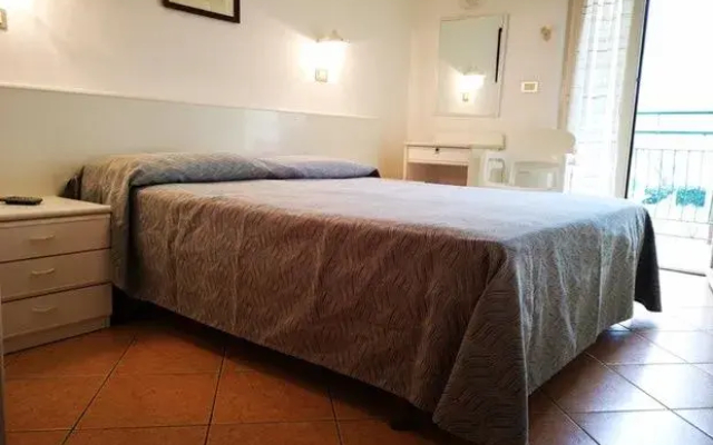 Hotel Athena