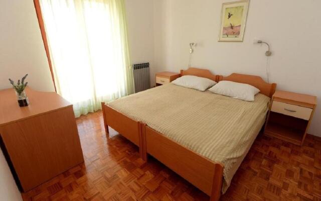 Apartments Ankica - 150 m from beach