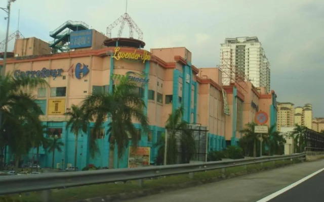 Own Private Jucuzzi POOL inside Sri Petaling Hse