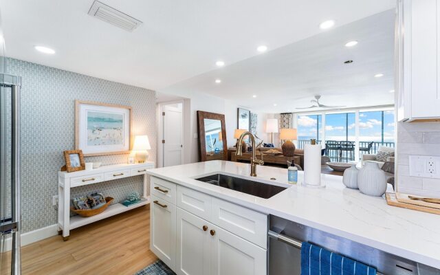 Crystal Sands - 803 by Beachside Management