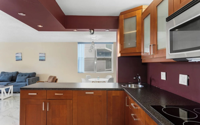 Bay Harbor Sunset Apt 2A