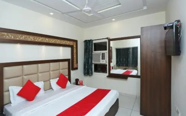 Green hotels and restaurant