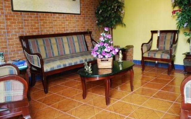Guayaquil Hostel Suites Madrid