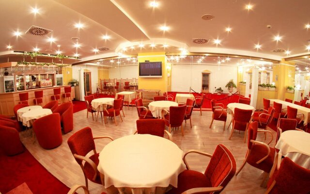 Hotel Zlatý Býk