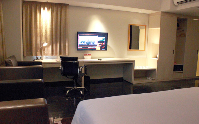 Sakura Park Hotel & Residence