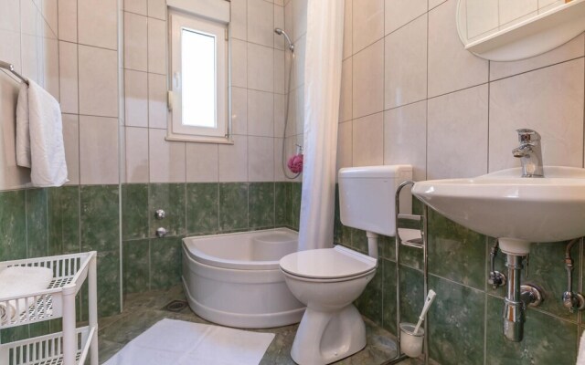 Awesome Home in Krvavica With Wifi and 1 Bedrooms