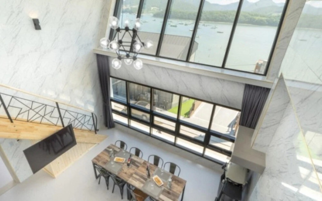 Yeosu Highlark Resort