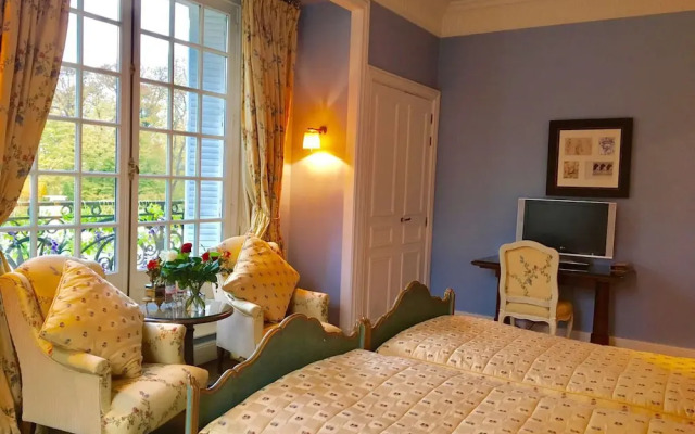 Château des Forgets Hotel