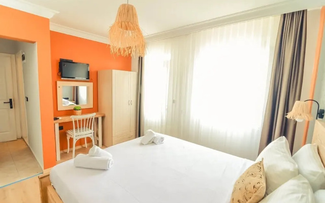 Gerence Otel by Lamira