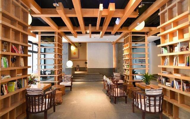 QIfan Hotel Kunming Train Station Branch