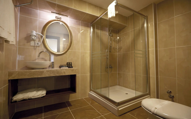 Marmara Place Old City Hotel