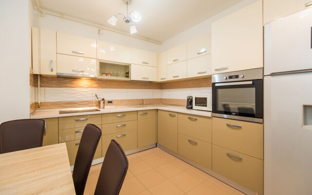 Relax Apartment Coresi Mall