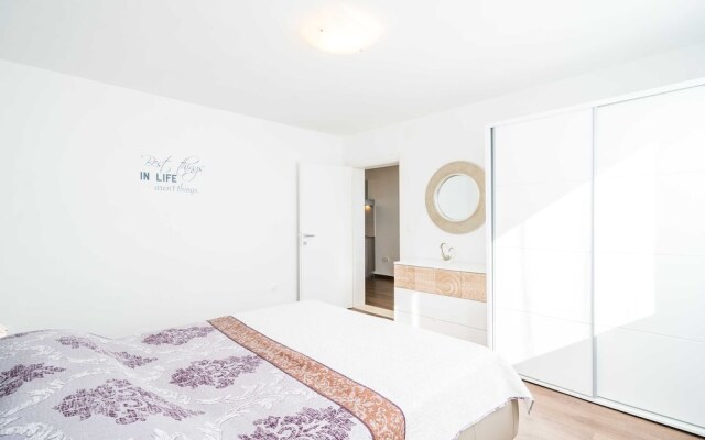 Apartments Blue Chill