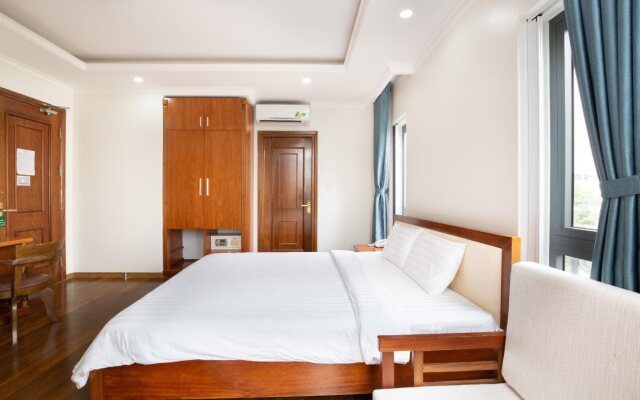 Sunny Hotel and Apartment