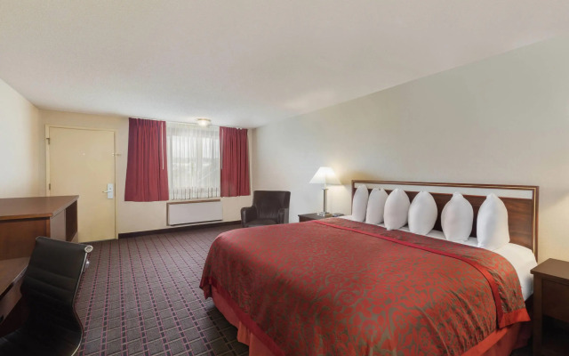 Days Inn by Wyndham Auburn