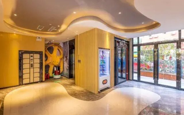 Ibis hotel(Longnan railway station store)