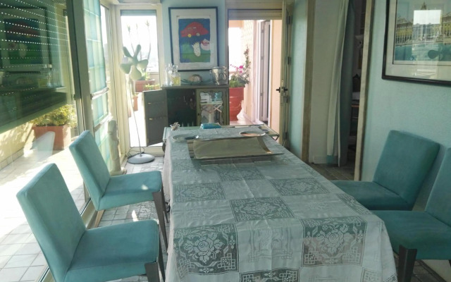 Sunrise Terrace Apartment