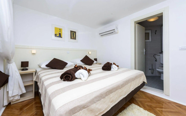 Rooms Andro