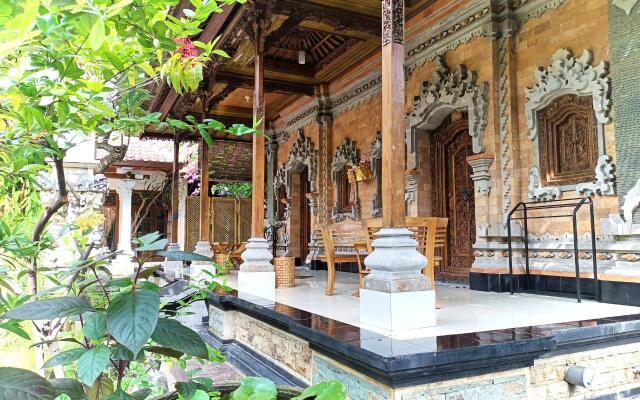 Green Palace Homestay