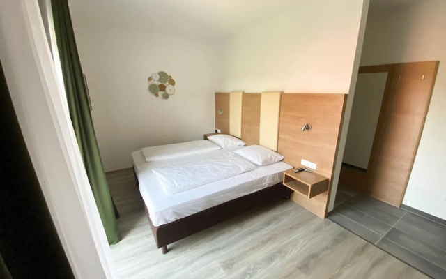 Limok Rooms