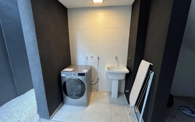 Casa com 2 suítes AC Higienópolis