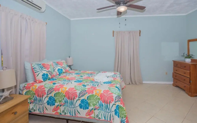 Roatan Ocean View - Ground Floor 2 Bedroom Apts