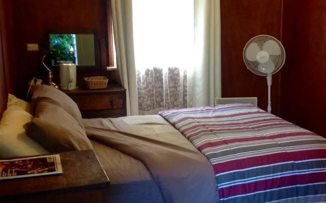 Little River Inn - Hostel