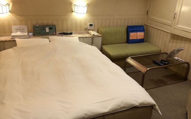 Avancer Next - Adults only