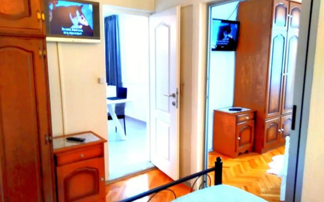 Apartment Suzana 2Br Split With Balcony