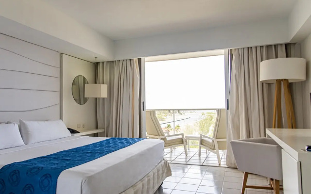 El Viejo El Mar Hotel