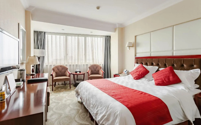 Shifang Hongda Jinqiao Hotel