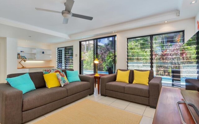 Seascape Luxury Beachfront Holiday House