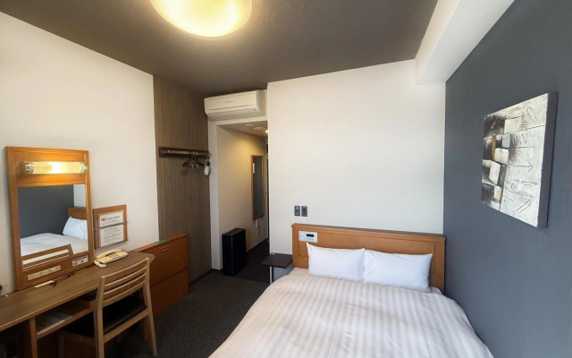 Hotel Route-Inn Aso Kumamoto Airport Ekimae – Guest Rooms – Ozu