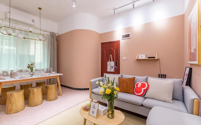 Guangzhou Sports West Railway Station of Tianhe District,Locals Hotels Apartment00185140 – Guest Rooms – Guangzhou