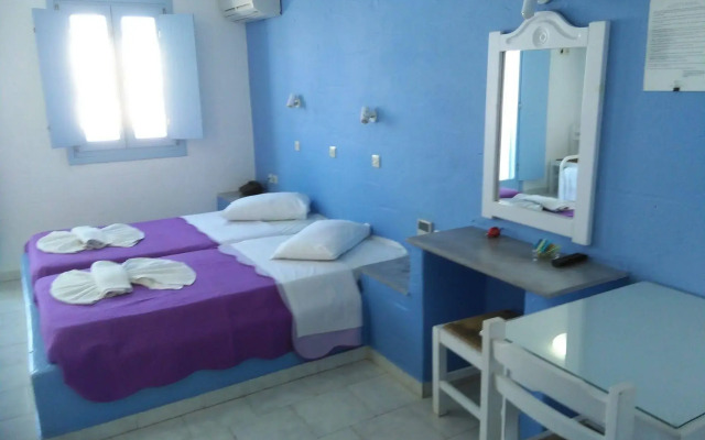 Stratos Studios & Apartments