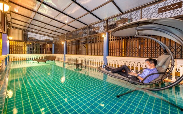 Ama Hostel Bangkok