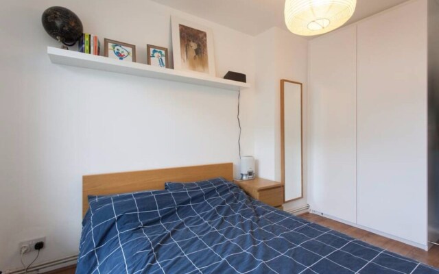Well Connected Modern East End 1 Bed