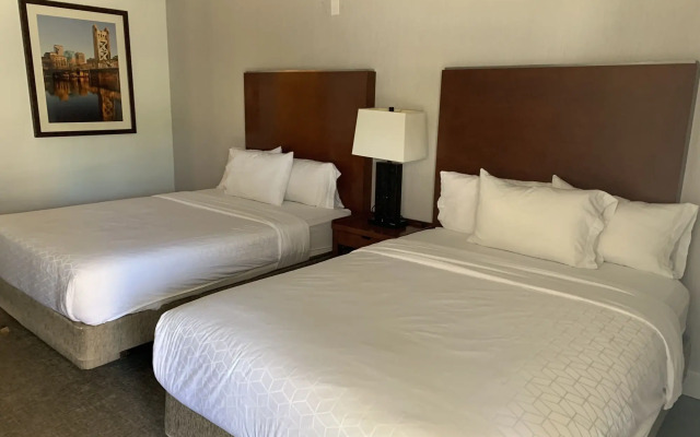 Super 8 by Wyndham San Jose Airport