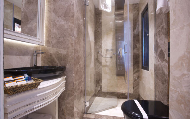 Anthemis Hotel