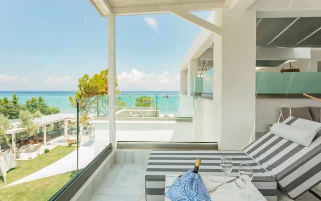 Blue Carpet Luxury Suites