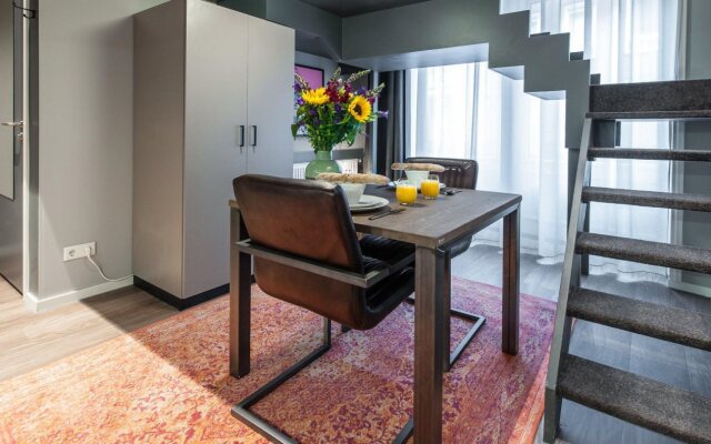 YAYS Amsterdam Maritime by Numa