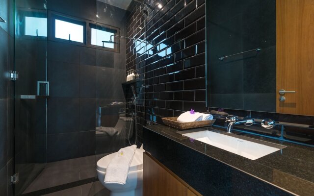 Luxurious 3 Bedroom Pool Villa CoCo