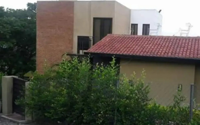 Casa Vacacional Con Piscina en La Mesa