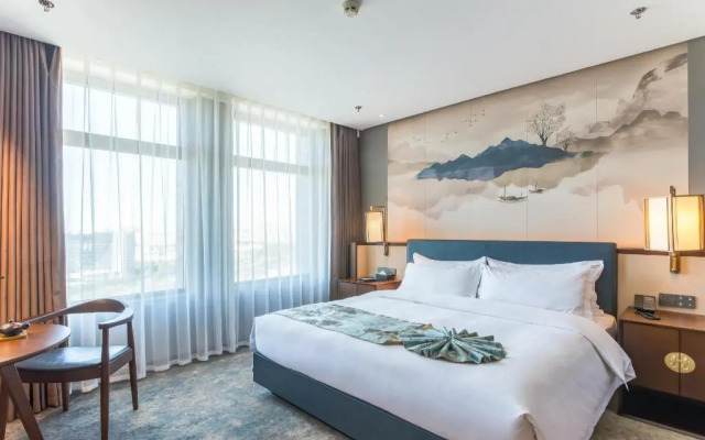 Rezen Dong Hotel (Changchun International Convention and Exhibition Center)